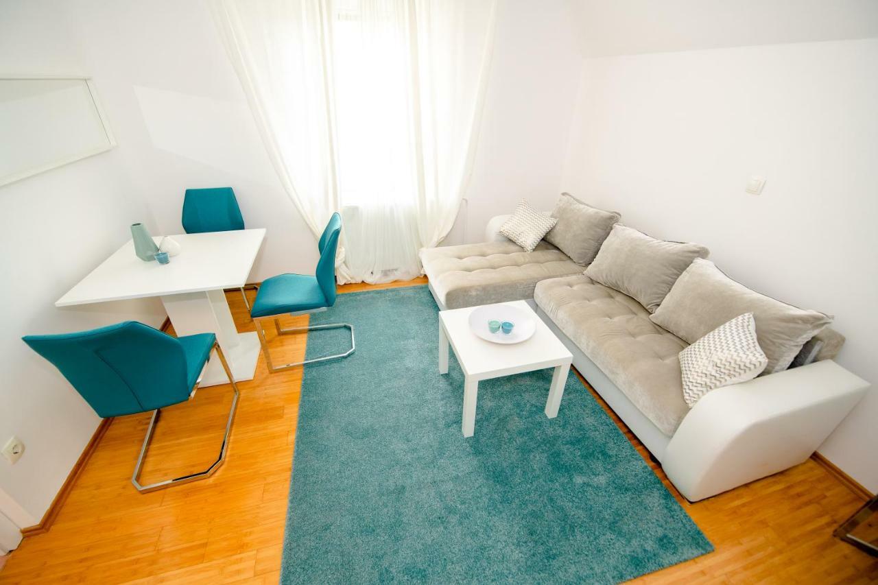 Apartment With View Zirovnica Exteriér fotografie
